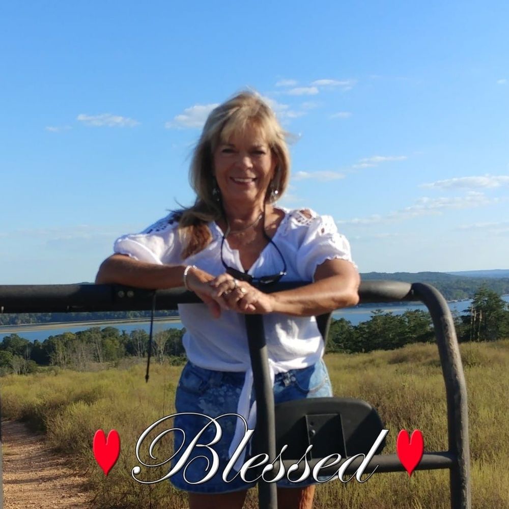 Meet your Posher, Carol